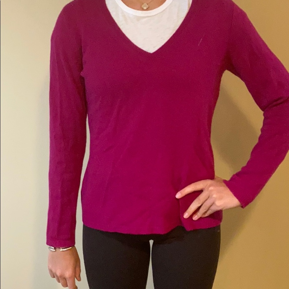 Ann Taylor magenta cashmere sweater